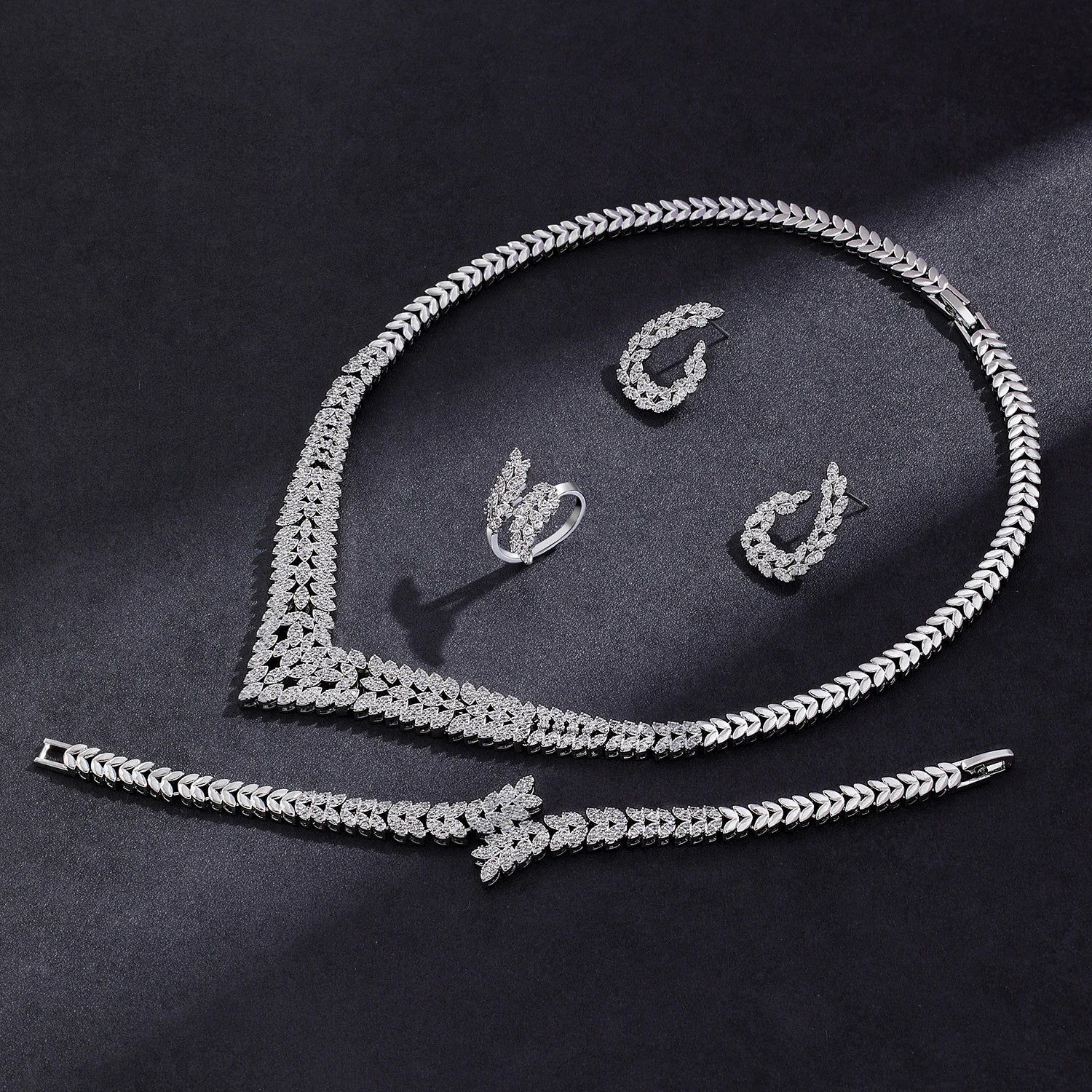 2025 New Wedding Jewelry Set for Women Saudi Arabia 4 Pieces Zirconia Bridal Jewellery Collection Necklace Set