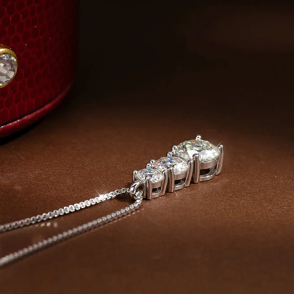 D VVS1 Moissanite Pendant Necklace for Woman 925 Sterling Silver Plated 18k White Gold Wedding Necklace with GRA Fine Jewelry