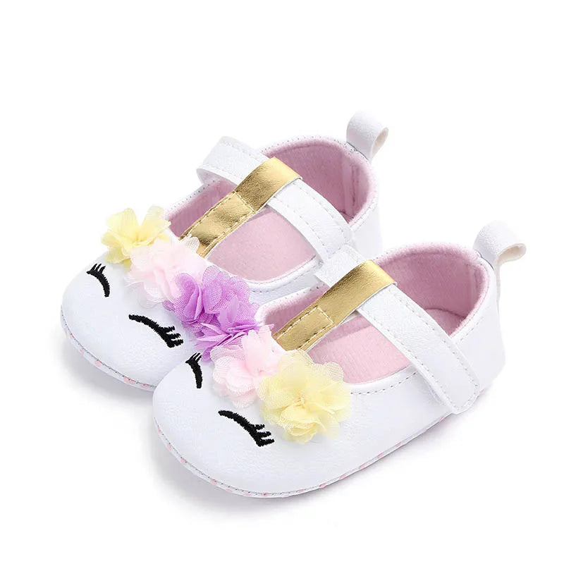 New Flower Embroidery Baby Girl Shoes Cotton Non-slip Soled Toddler Shoes Spring Summer Baby Shoes Princess Girls First Walkers