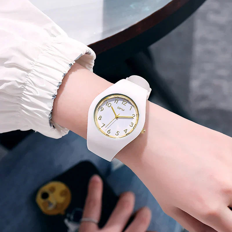 Full Size 40mm Quartz Watch For Women Rubber Strap Skin Friendly Silicone watch