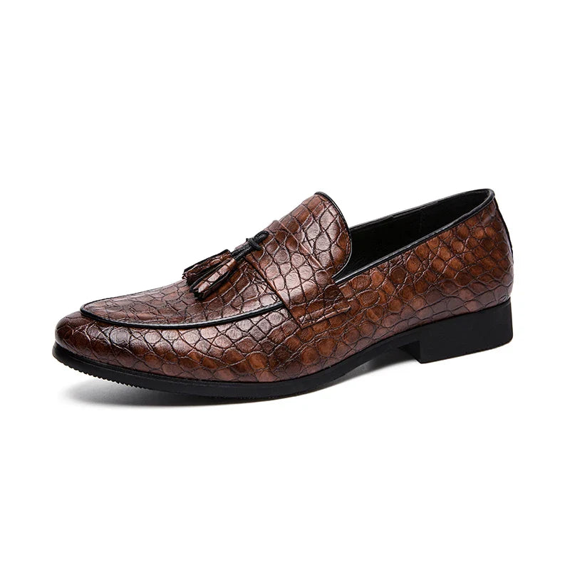 Men’s Outdoor Soft Leather Shoes – Lightweight Non-Slip Walking Loafers