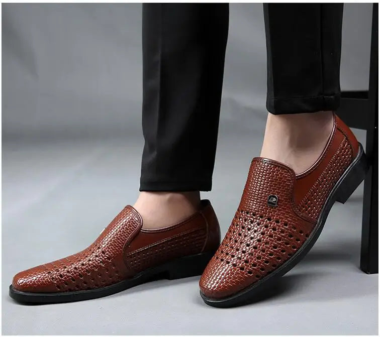 Spring Men Loafers Leather Men Shoes Summer Hollow Breathable Oxfords Man Casual Shoes Slip on Formal Dress Shoes for Man