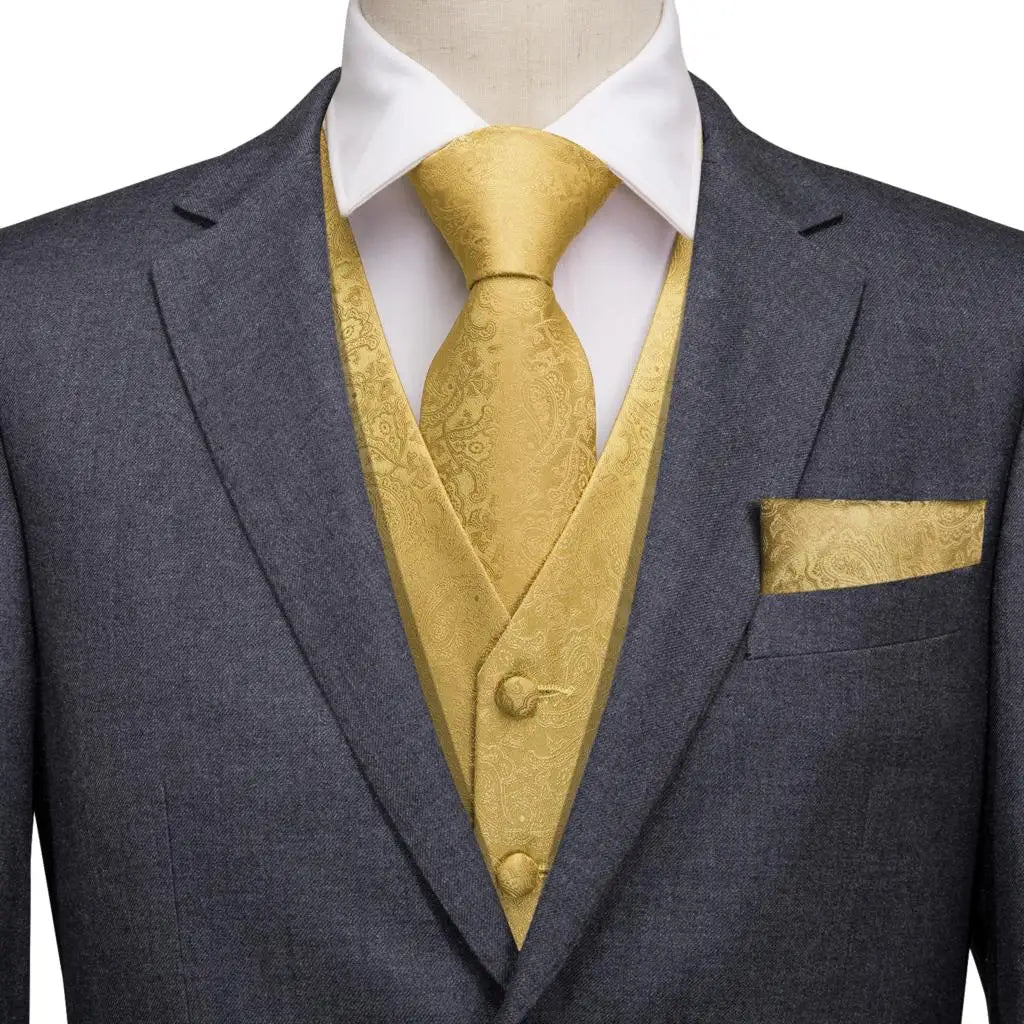 Fashion Silk Vest For Men Classic Gold Champane Yellow Waistcoat Jacket Tie Hankerchief Cufflinks Sets Dress Suit Wedding Hi-Tie