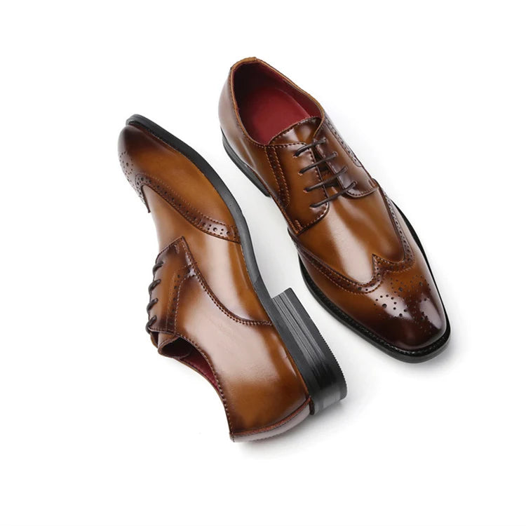 Men's Leather Shoes Carved Business Dress Shoes Shoes For Men Pointed British Brock Shoe EU Large Size 39-47 New
