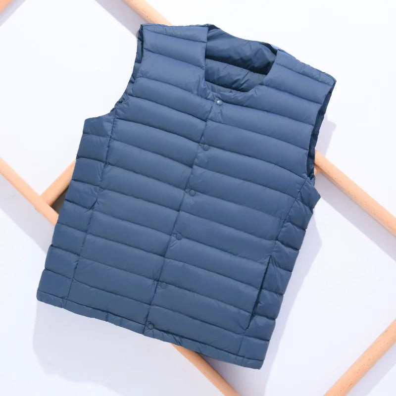 7XL Plus Size 90 White Down Vest Men Ultra Light Down Vest Portable V-neck Sleeveless Coat Man Winter Warm Liner