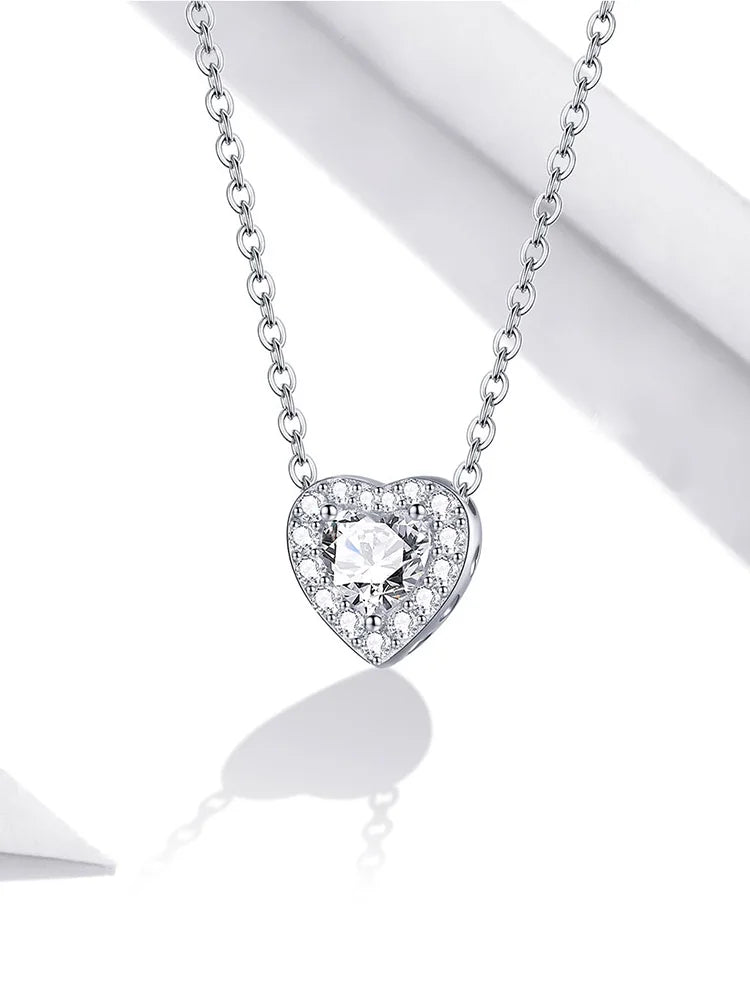 925 Sterling Silver Bright Love Necklace Chain Dazzling Shiny Heart Shape Crystal Charm Wedding Engagement Jewelry SCN455