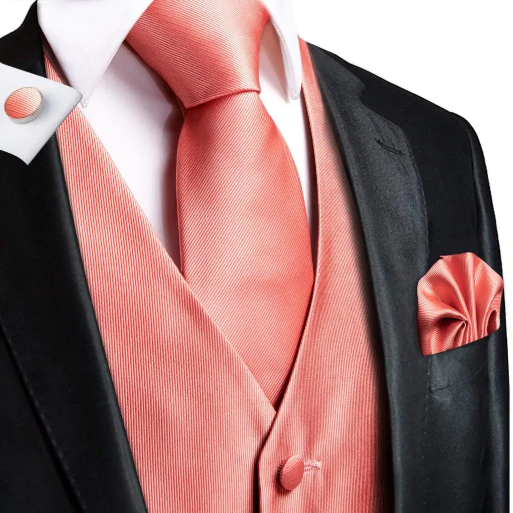 Fashion Silk Vest For Men Classic Gold Champane Yellow Waistcoat Jacket Tie Hankerchief Cufflinks Sets Dress Suit Wedding Hi-Tie