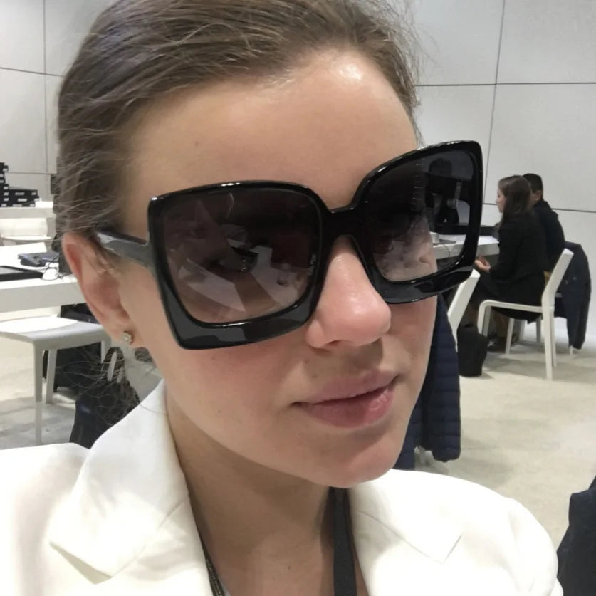 Big Frame Fashion Oversized Sunglasses Women Brand Designer Plastic Female Gradient Sun Glasses gafas de sol mujer UV400