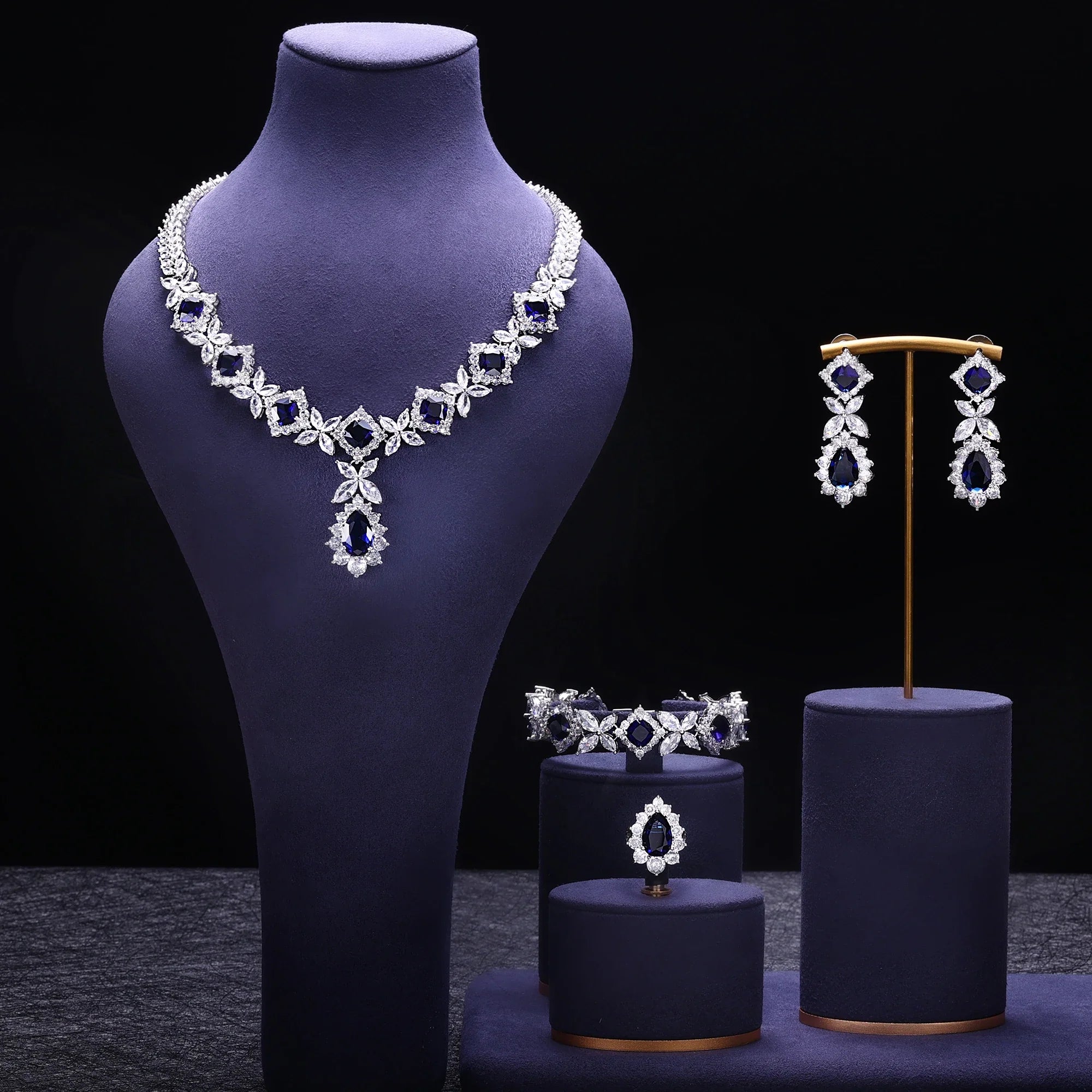Unique Popular Jewelry 4-Piece Bridal Zirconia Women's Party Jewelry Set Dubai Nigeria CZ Crystal Wedding Jewelry Set
