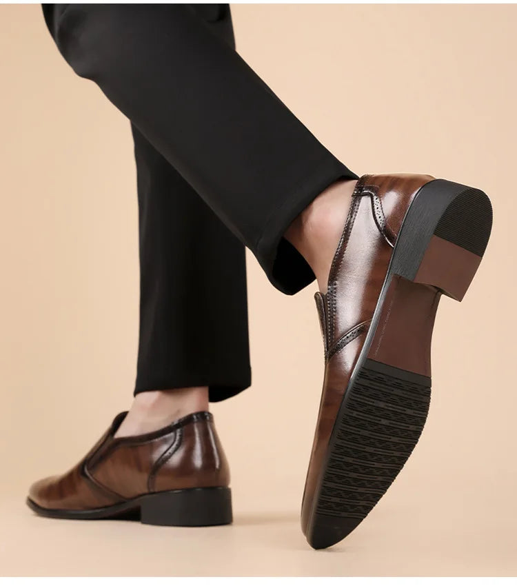 Spring Autumn New Designer Dress Shoes for Men Solid Color Fashion Formal Business Casual Leather Shoes Male