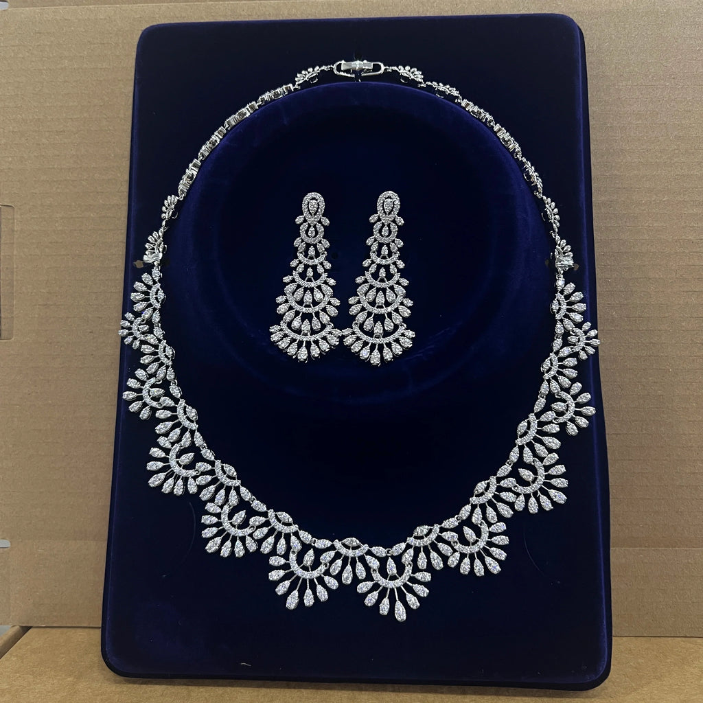 Luxury Shiny CZ Zircon Hollowed-out Shape Wedding Banquet Necklace Pageant Bridal Jewelry Sets for Women X0617