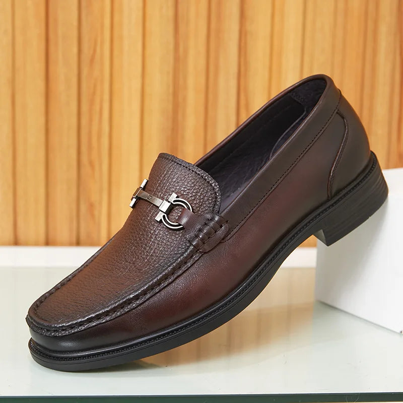 New Loafers for Men Genuine Leather Men's Shoes Elegant Gentleman Handmade Shoes Simple Metal horse buckle