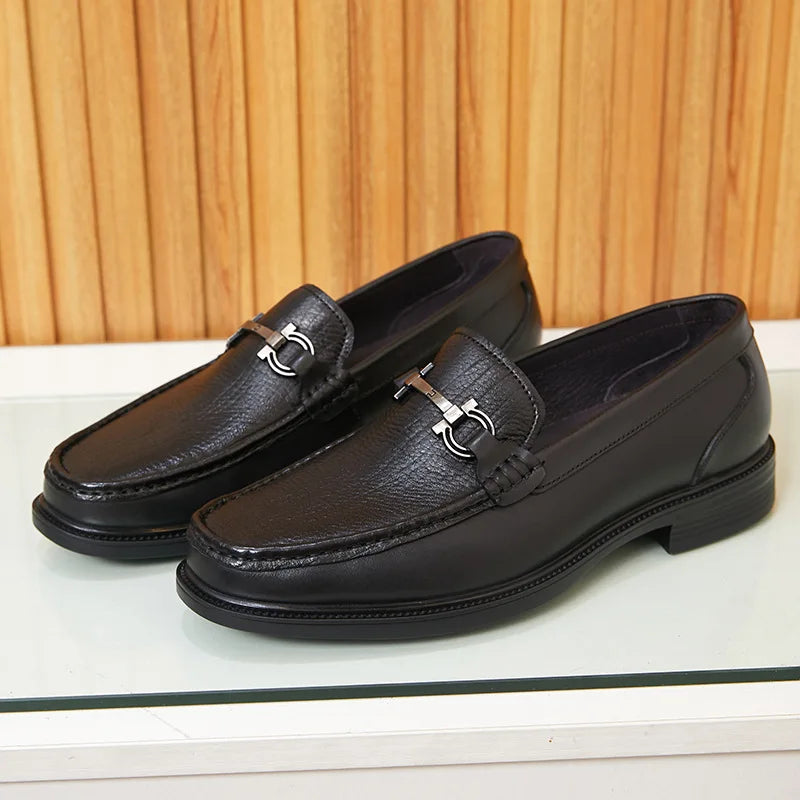 New Loafers for Men Genuine Leather Men's Shoes Elegant Gentleman Handmade Shoes Simple Metal horse buckle