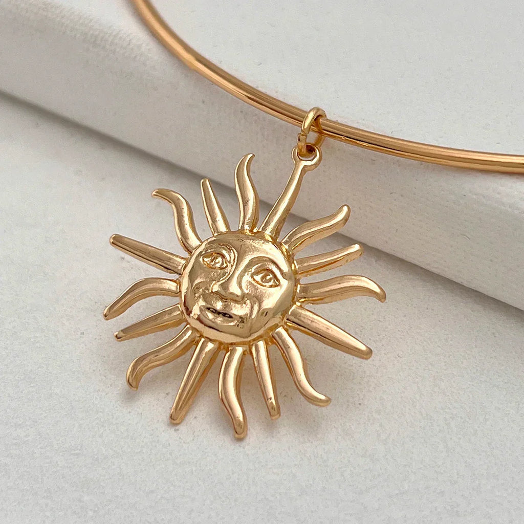 SHIXIN Retro Smooth Golden Metal Thin Choker Necklace for Women Trendy Sun Pendant Necklace Torques Summer Neck Chain Jewelry