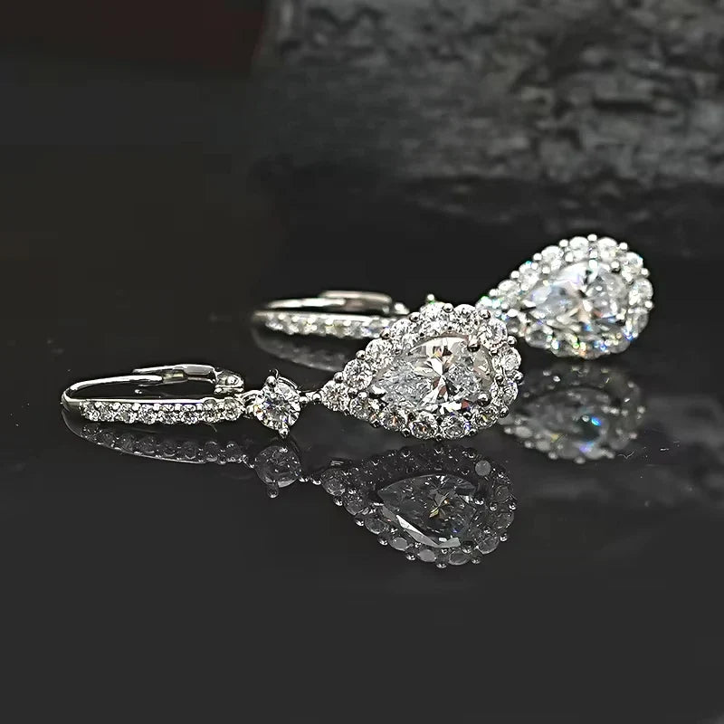 Sweet Droplets 925 Silver Sparkling Earrings Set with High Carbon Diamond Earrings, Versatile and Elegant, Light Luxury Woman
