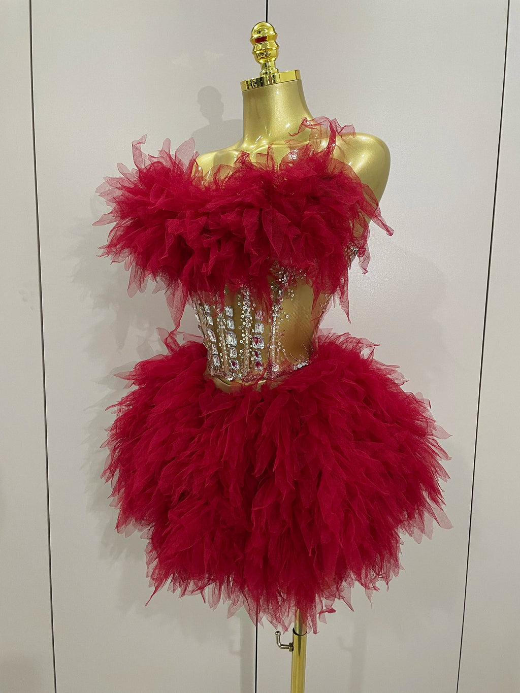 2025Women Sexy Backless Strap Mesh Fluffy Skirt 2 Pieces Diamond Sequins Stage Performance Costume Birthday Party Shooting Dress