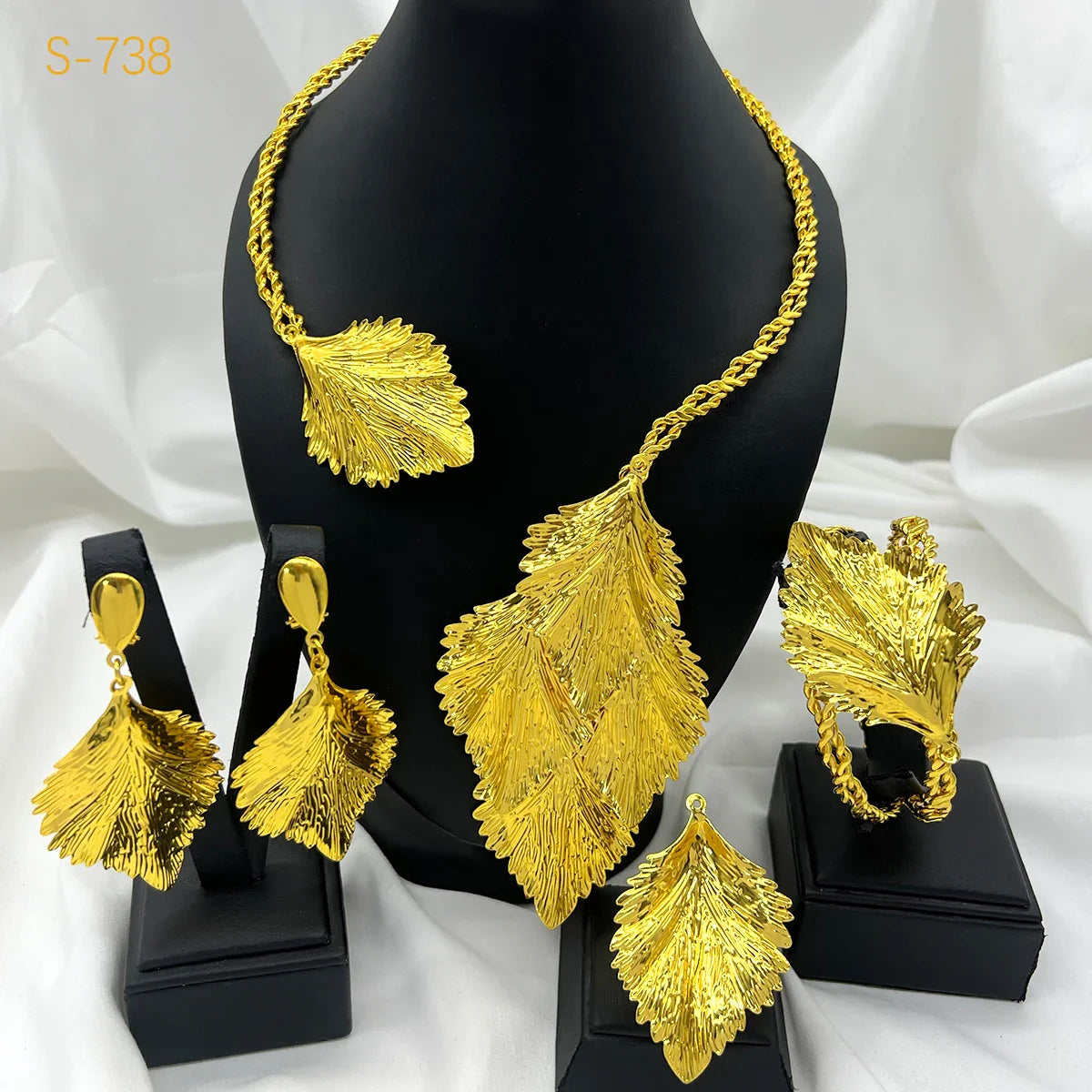 Elegant Dubai 24K Gold Plated Necklace Earrings Fashion New Design Trendy Jewelry Sets for Women Party Gift Wedding Accessories