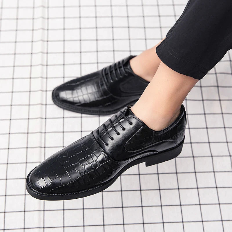 Spring Italian high-quality Blue Leather Shoes for Men men leather shoes Wedding Dress Shoes Patent mens loafers Big size:38-48
