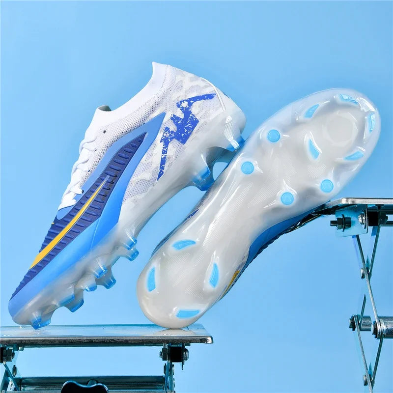 New Men Soccer Shoes Breathable Unisex Football Boots Professional Training Ultralight Wholesale Indoor Futsal Drop Shipping