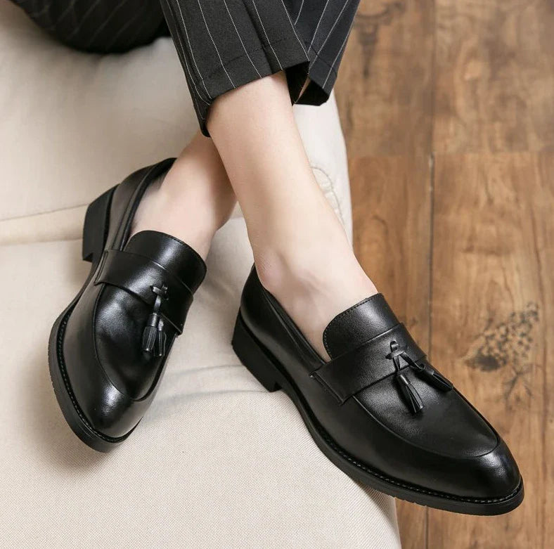With Tassels Loafers Office Leather Shoes for Men Platform Thick Sole Pointed Toe Man Casual Shoe High Quality Fashion Elegant