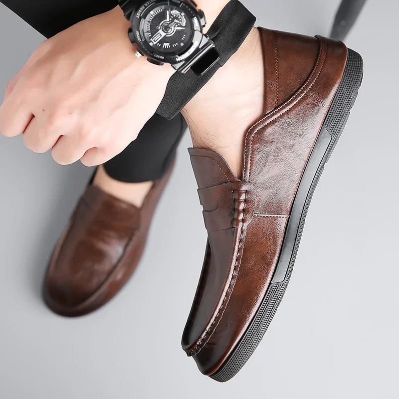 Genuine Leather Men Loafers Comfortable Mens Casual Shoes Luxury Brand Man Formal Dress Shoes Breathable Slip on Boat Shoes