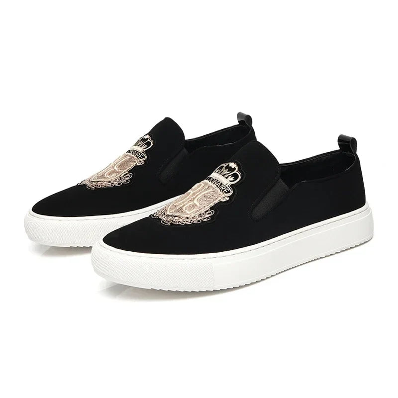 Brand New Men Casual Shoes Black Suede Leather Man Party Luxury Embroidery Flat Shoes Tide Slip-On Loafers