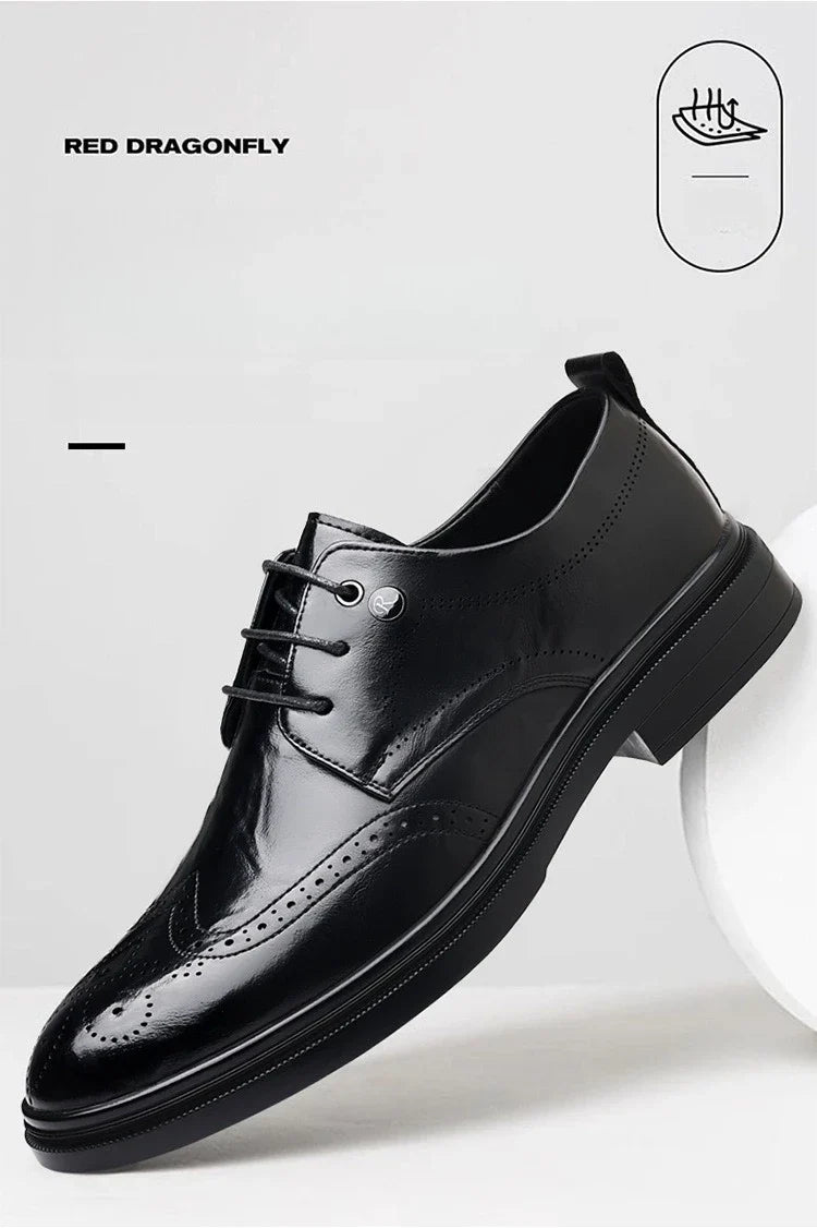 2026 Spring Autumn New Brogue Shoes for Men Solid Color Leather Dress Shoes Male Fashion Business Casual Wedding Shoe Man