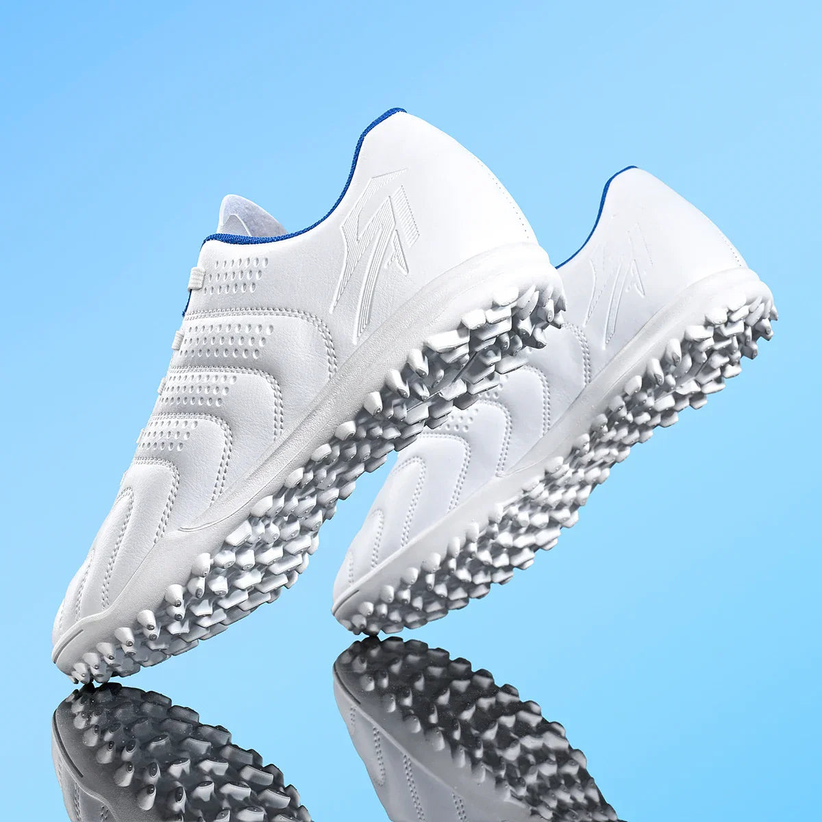 Adult anti slip TF nail shoes new couple outdoor lawn lightweight football shoes