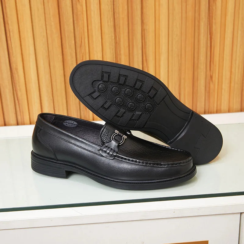 New Loafers for Men Genuine Leather Men's Shoes Elegant Gentleman Handmade Shoes Simple Metal horse buckle