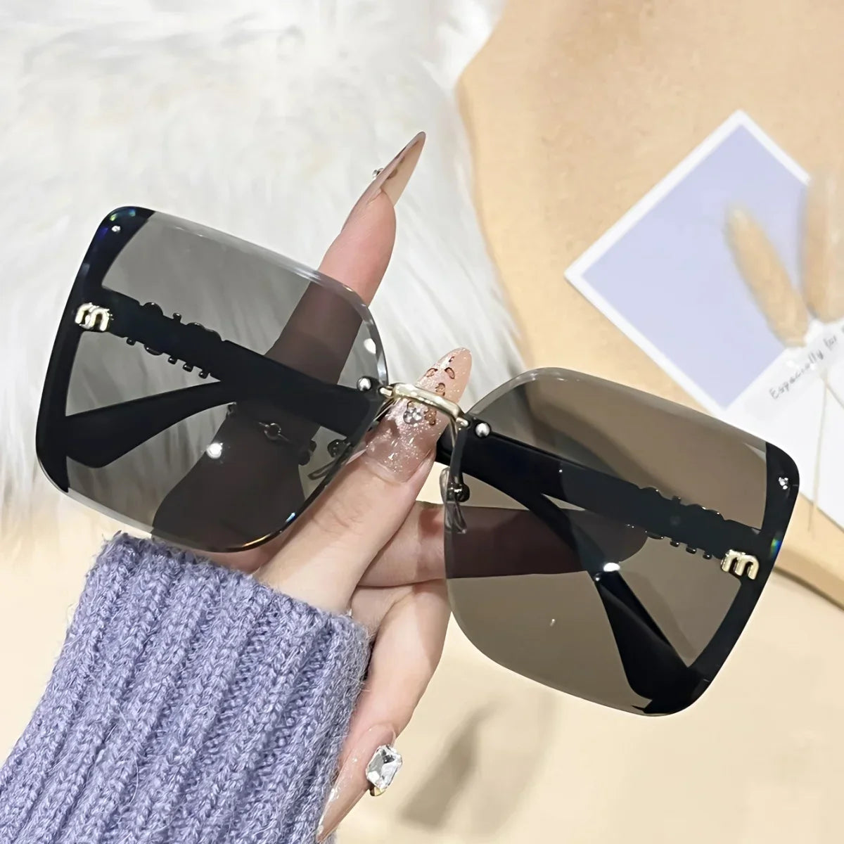 1pc European and American retro style women's fashionable sunglasses trend versatile summer sun shading and UV protection lightw