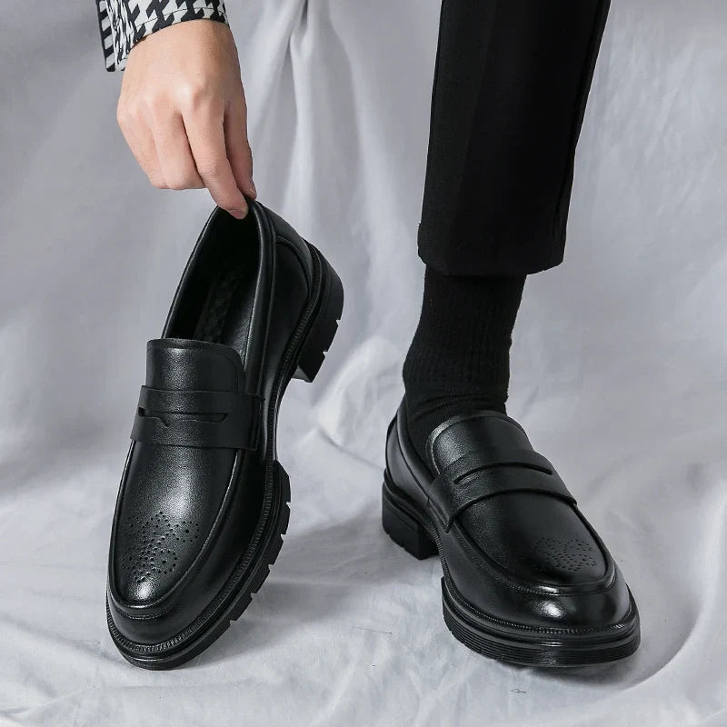 Men's Dress Shoes Retro Casual Business Leather Shoes Men Office Loafers Formal Social Brogues Wedding Leather Shoes For Men