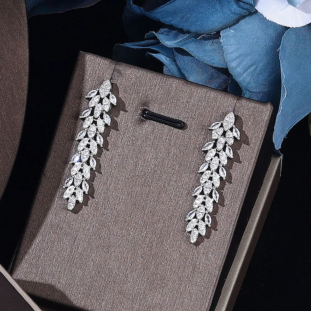 2023 New Hot 4 Piece Set Nigeria Bride Cubic zirconia Dubai Necklace Bracelet Earrings CZ Crystal Wedding Jewelry Set