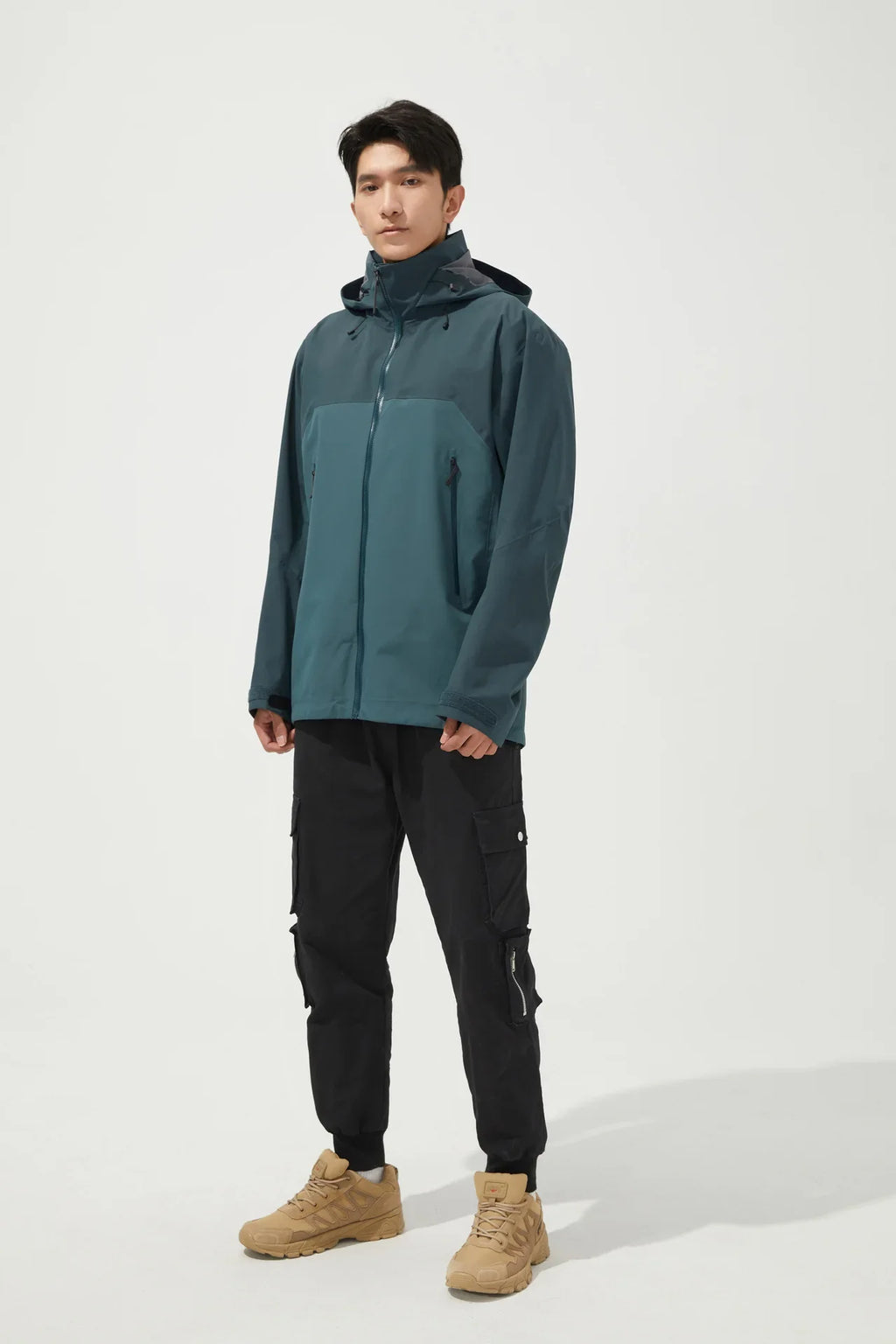 2026 Outdoor Men's and Women's, Fashionable, Windproof and Waterproof, Mountaineering, Breathable, Travel, Camping, Windbreaker