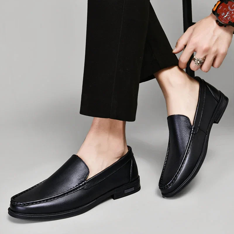 Male Comfy Walking Shoe Genuine Leather Slip on Mens Loafers New Trend Casual Shoes Men Designer Moccasins Hot Sale Drive Shoes
