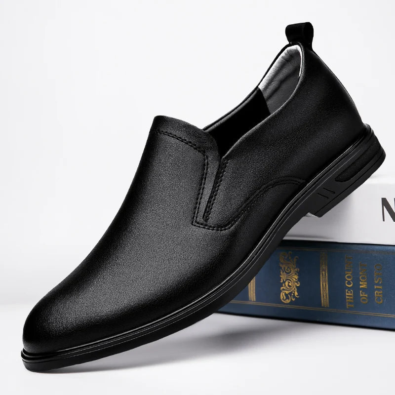 Italian Man Casual Leather Shoes Classic Summer Flat Designer Outdoor Walking Loafers Antiskid Driving Minimalist Shoes for Men