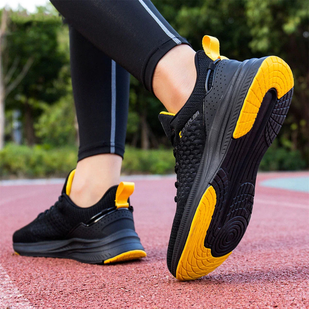 Lightweight Running Shoes For Men Comfort Men's Designer Mesh Casual Sneakers Lace-Up Male Outdoor Sports Tennis Shoes