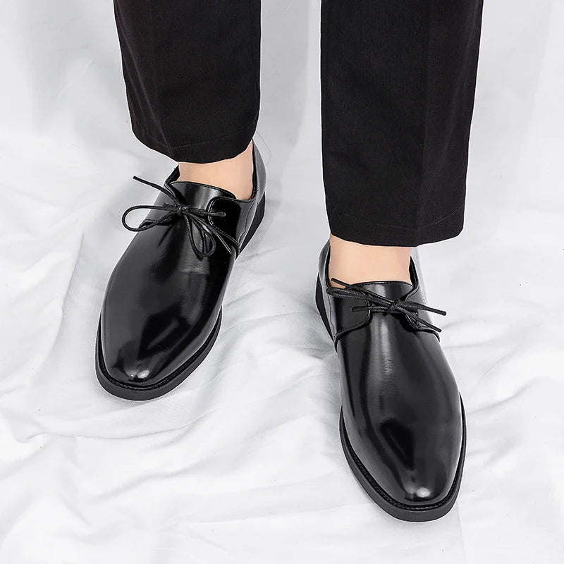 New Men's Solid-Color Belt Casual Shoe Are Comfortable And Classic Business Office Fair Dress Shoe Are Fashionable Wedding Shoes