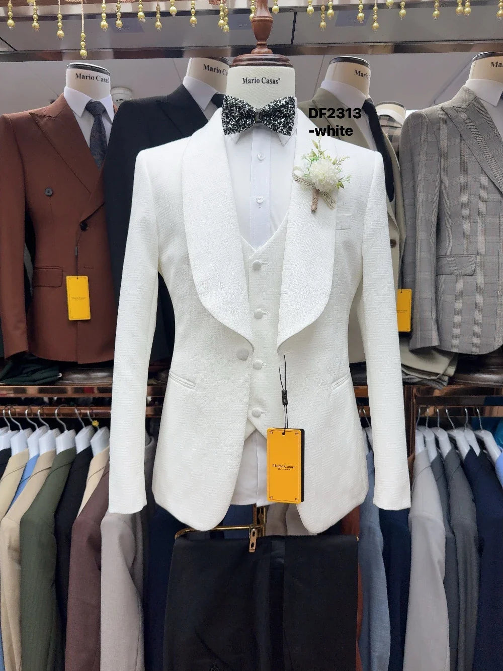 Men's White Patterned Wedding Suit, Elegant Fully Jacquard Set, Formal Groom Tuxedo, Modern Shawl Lapel Jacket With Vest Pants