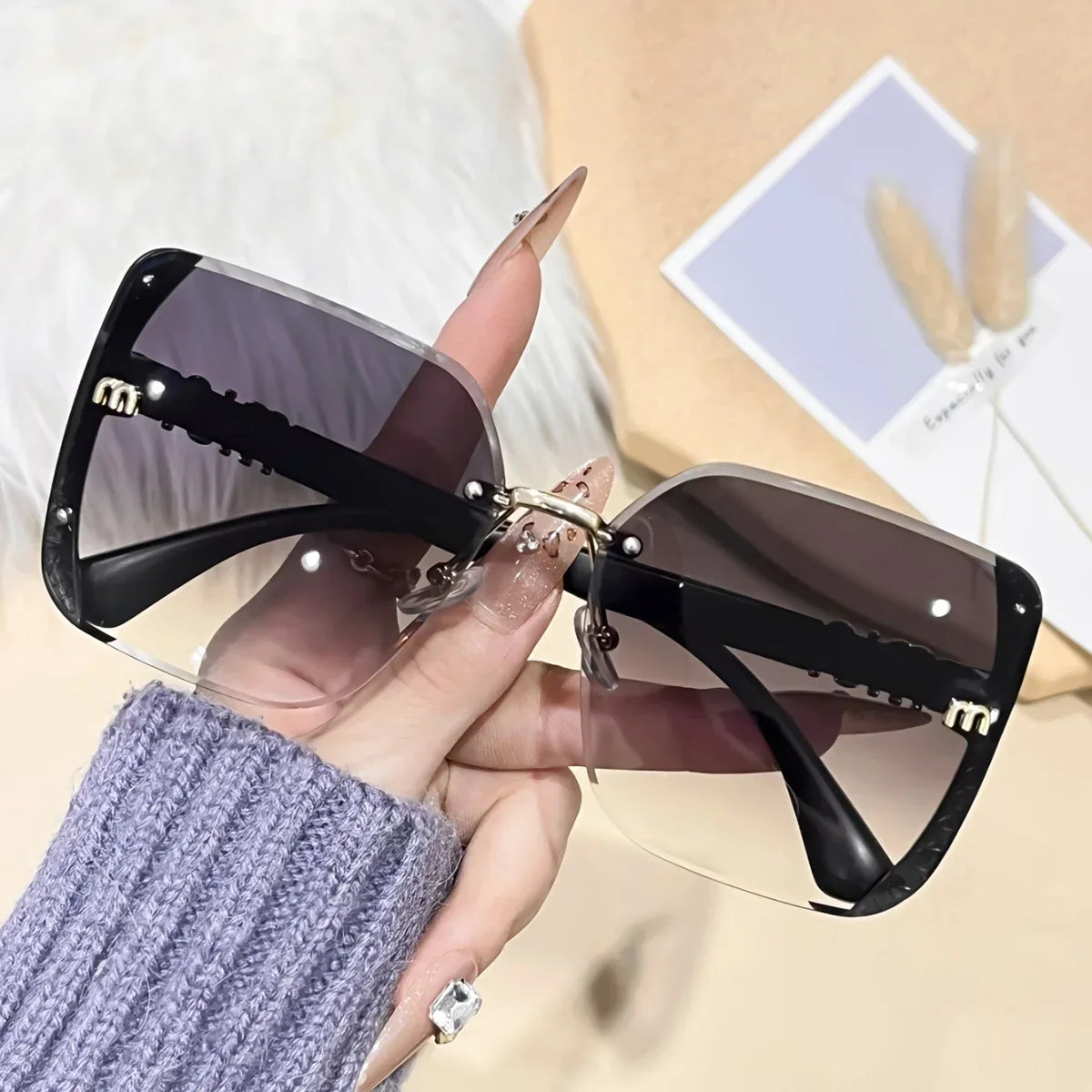 1pc European and American retro style women's fashionable sunglasses trend versatile summer sun shading and UV protection lightw