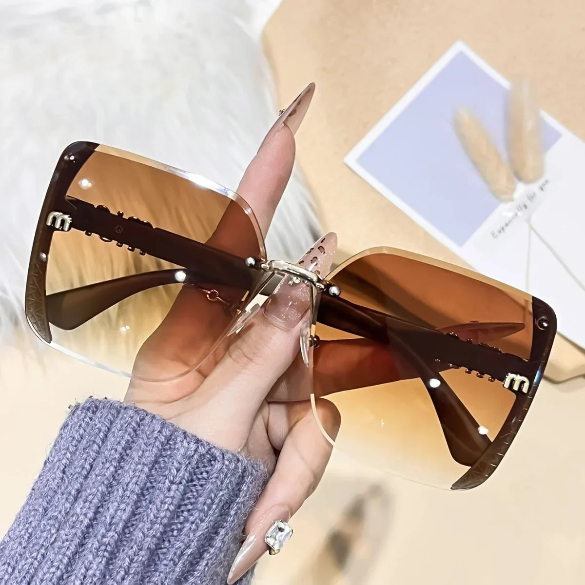 1pc European and American retro style women's fashionable sunglasses trend versatile summer sun shading and UV protection lightw
