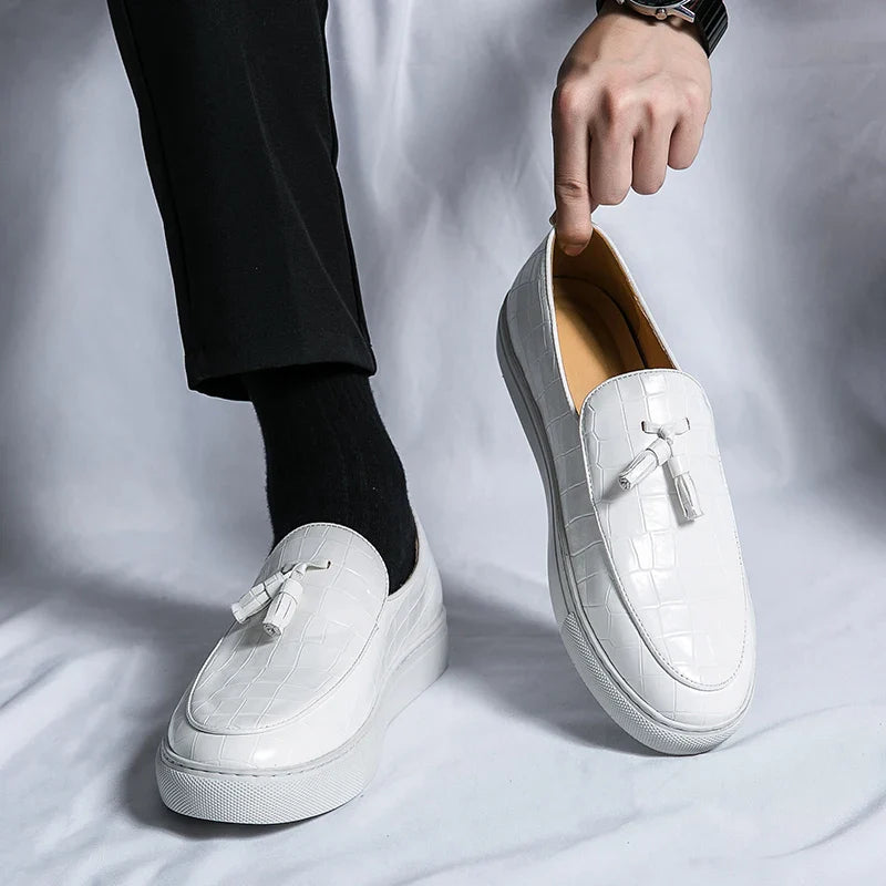 Zapatos De Hombre Loafers Men's Tassel Slip-On Comfortable Men Leather Shoes Casual Shoes Fashion Oxford Shoes Large Size 38-47