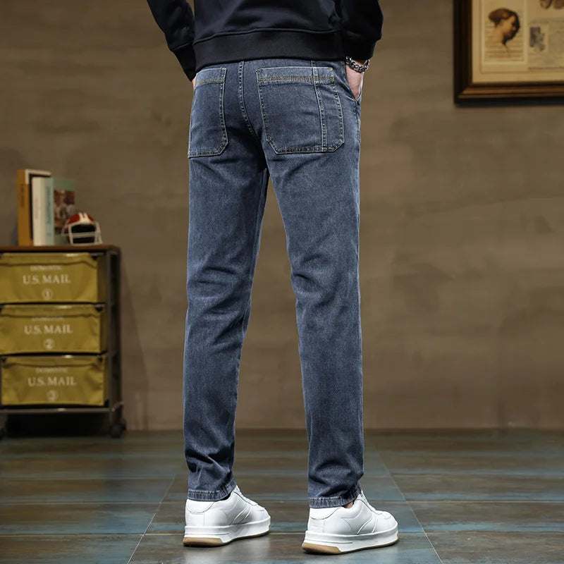 Versatile Six-Pocket Design Jeans Men's Loose Straight Leg Pants Stretchy Comfortable for Outdoor Hiking Activities All Seasons