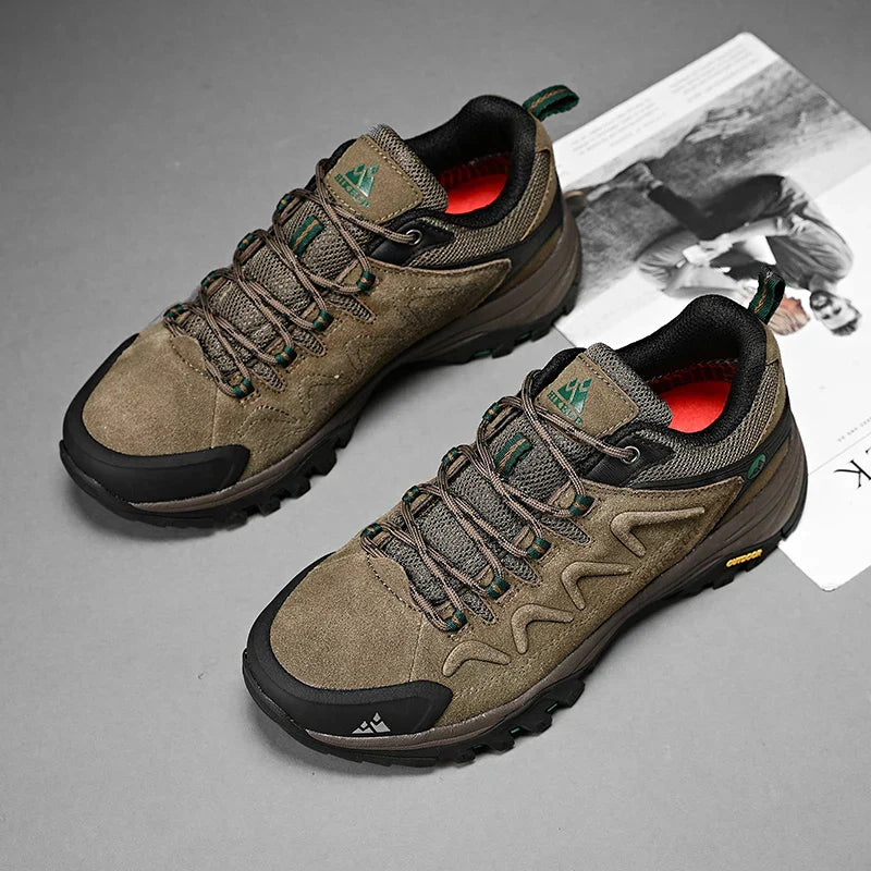 Leather Men Shoes for Men's Casual Shoes Fashion Waterproof Winter Luxury Designer Brand Work Boots Man Non-slip Sneakers
