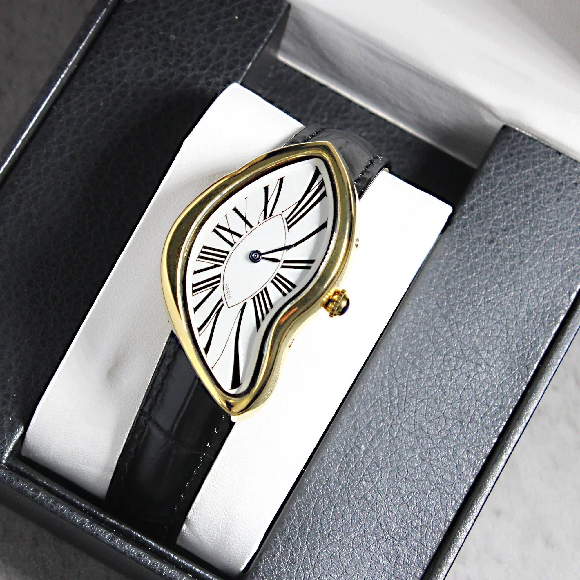 watches melt and twist y2k alien ladies and men Leather strap fashion advanced ins niche design quartz watch