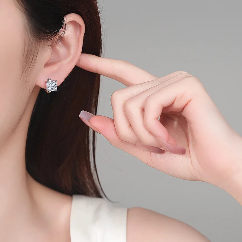Princess Cut 1CT 2CT D Color Small Moissanite Hoop Earrings For Women s925 Silver Plated 18k Hook Earring Ear Buckle Gift