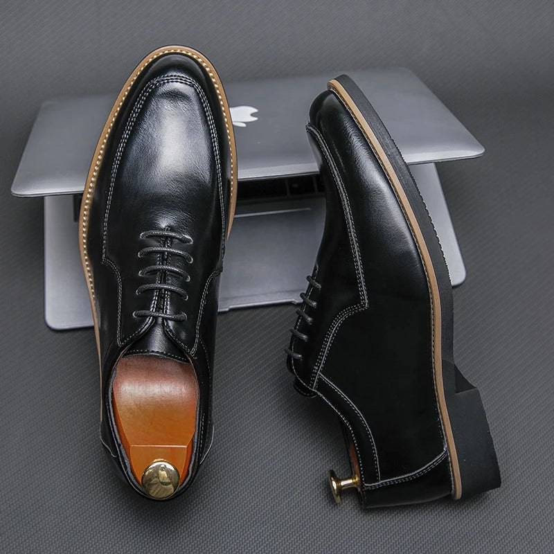 Hot Selling Pointed Dress Shoes Europe America Casual Versatile Men's Low Top Shoes High-end Banquet Office Men's Business Shoes