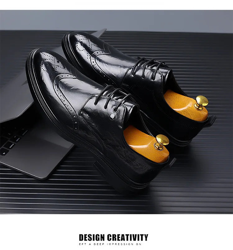 2026 Spring Autumn New Brogue Shoes for Men Solid Color Leather Dress Shoes Male Fashion Business Casual Wedding Shoe Man