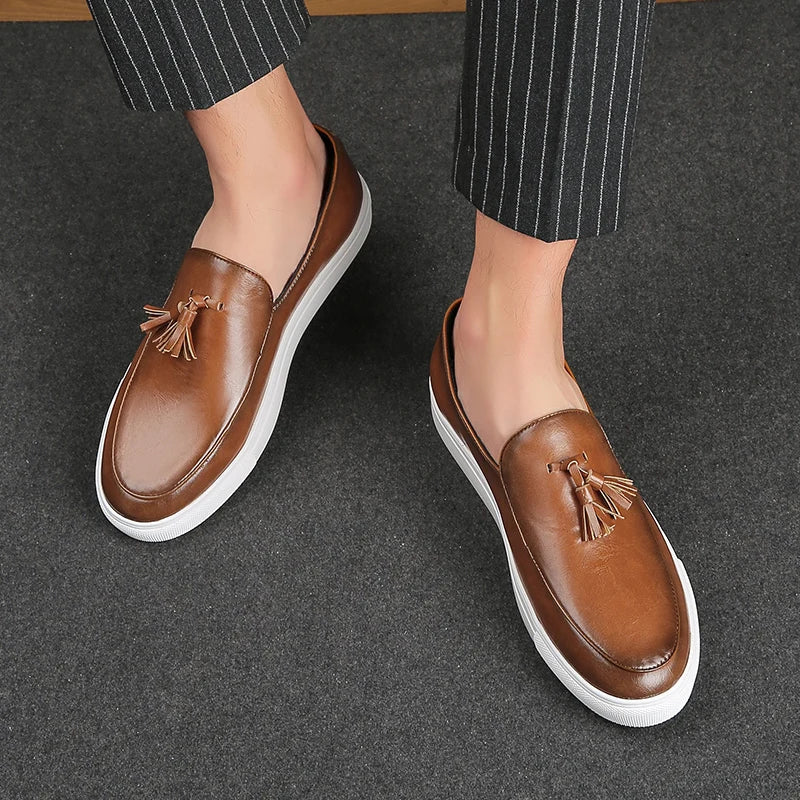 Zapatos De Hombre Loafers Men's Tassel Slip-On Comfortable Men Leather Shoes Casual Shoes Fashion Oxford Shoes Large Size 38-47