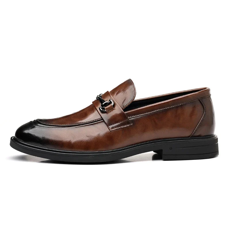 New Fashionable Men's Casual Loafers  Comfortable And Classic  Formal Business Casual Shoes  Metal-Decorated Wedding Party Shoes