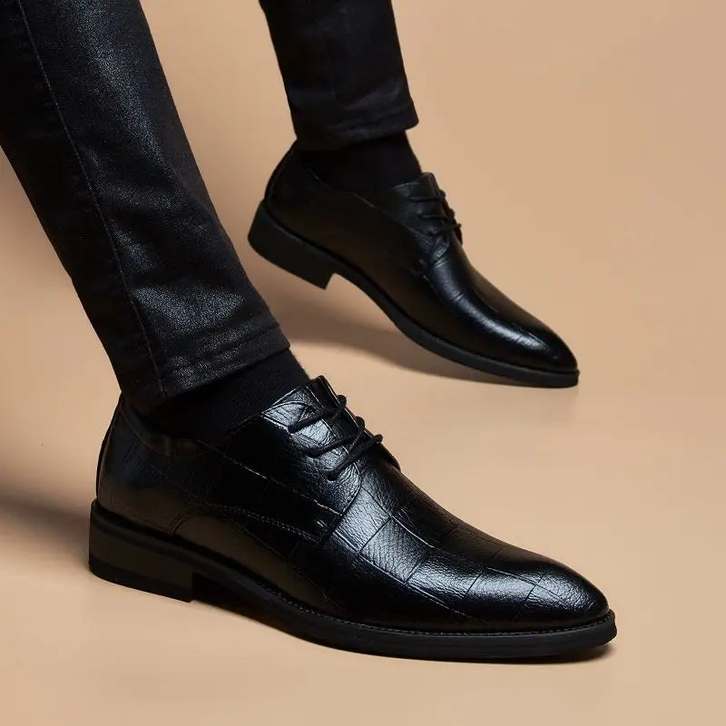 Business Formal Men's Pointed Toe Loafers with Invisible Heel Lift Korean Style Versatile Wedding Shoes for Youth Trendy Design